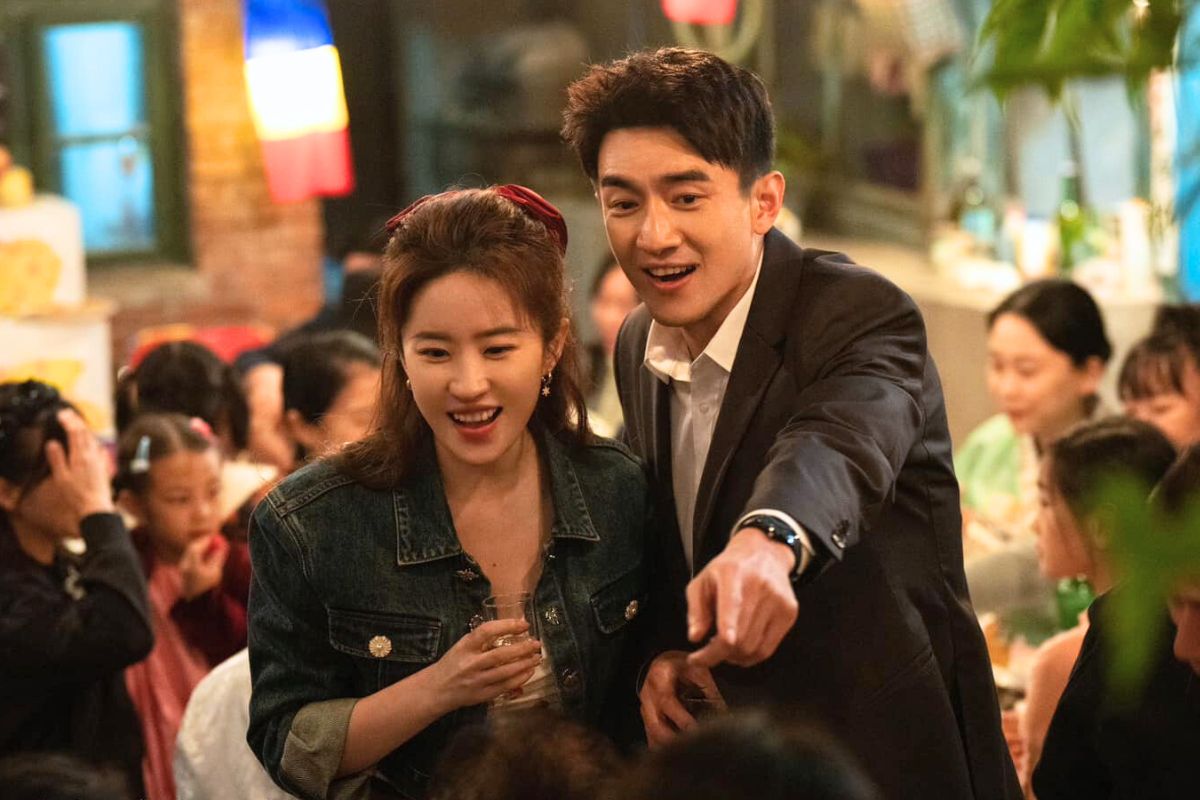 Lam Canh Tan va Luu Diec Phi trong “Cau chuyen hoa hong“. Anh: Nha san xuat