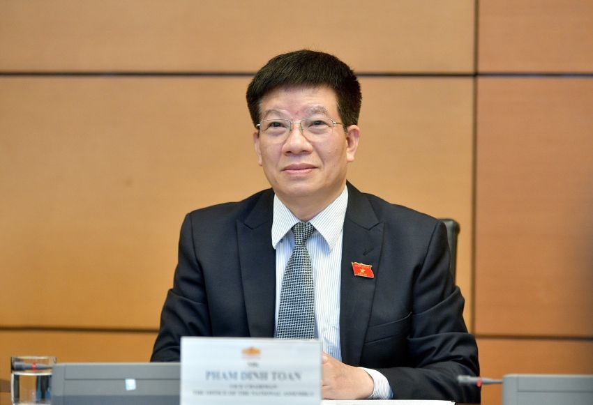 国会議員ファム・ディン・トアン - 国会事務局次長。写真: ペトロベトナム