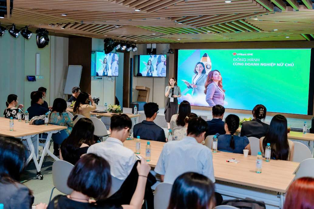 Workshop “Experience Matters: Khi trai nghiem la chia khoa tang truong”. Anh: VPBank