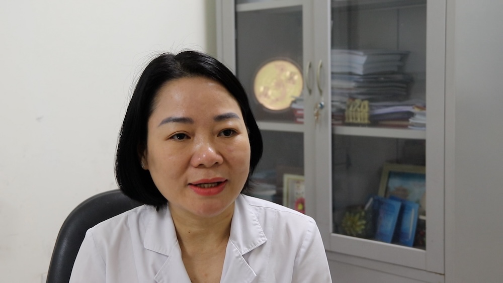 Bac si Nguyen Thi Huyen - Pho Truong khoa Kham benh, Benh vien Phoi Trung uong. Anh: Nguyen Linh