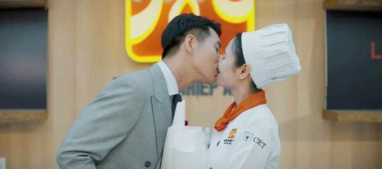 Ngan va Dung hanh phuc sau 1 nam Dung quyet tam cho doi. Anh: VFC