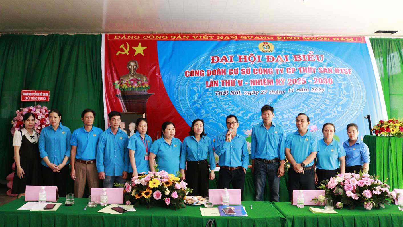 Ban Chap hanh Cong doan khoa moi ra mat va hua hen. Anh: LDLD TP Can Tho