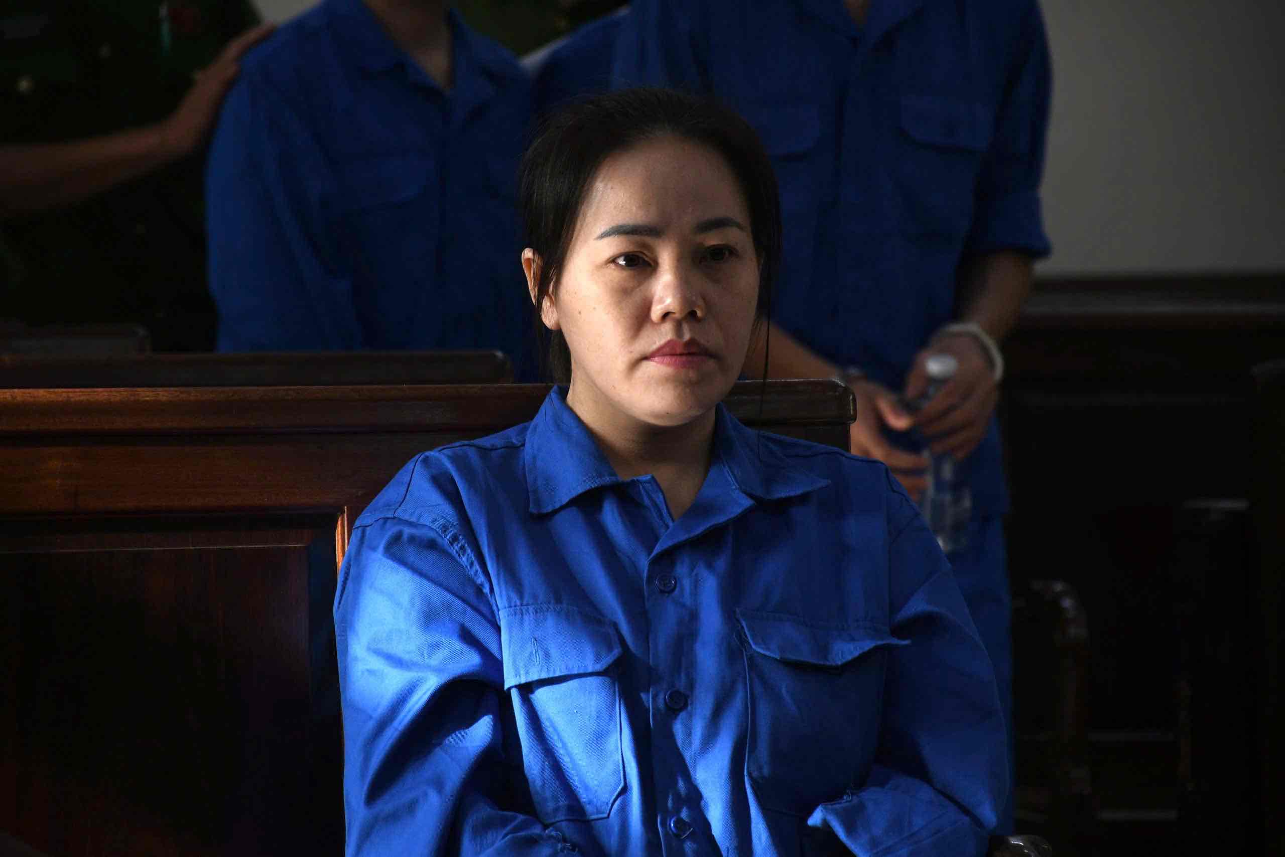 Bị cáo Nguyễn Thị Hồng Bích đầu độc 4 người thân bằng xyanua bị TAND tỉnh Đồng Nai tuyên án tử hình. Ảnh: HAC