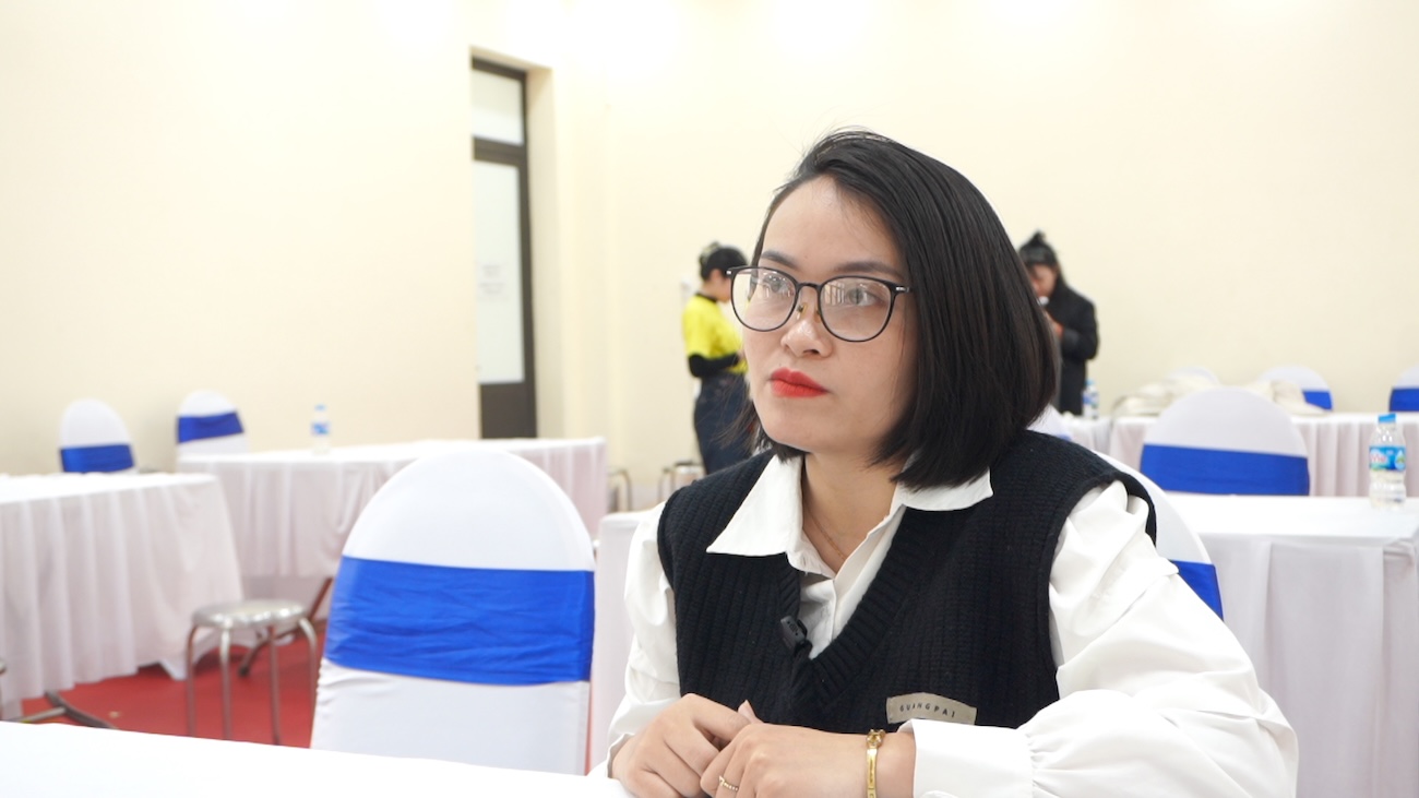 Chi Tran Ngoc Anh - Dai dien Cong ty 