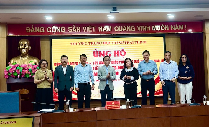 Tap the truong THCS Thai Thinh luon nhiet liet huong ung nhung phong trao quyen gop vi cong dong. Anh: THCS Thai Thinh. 