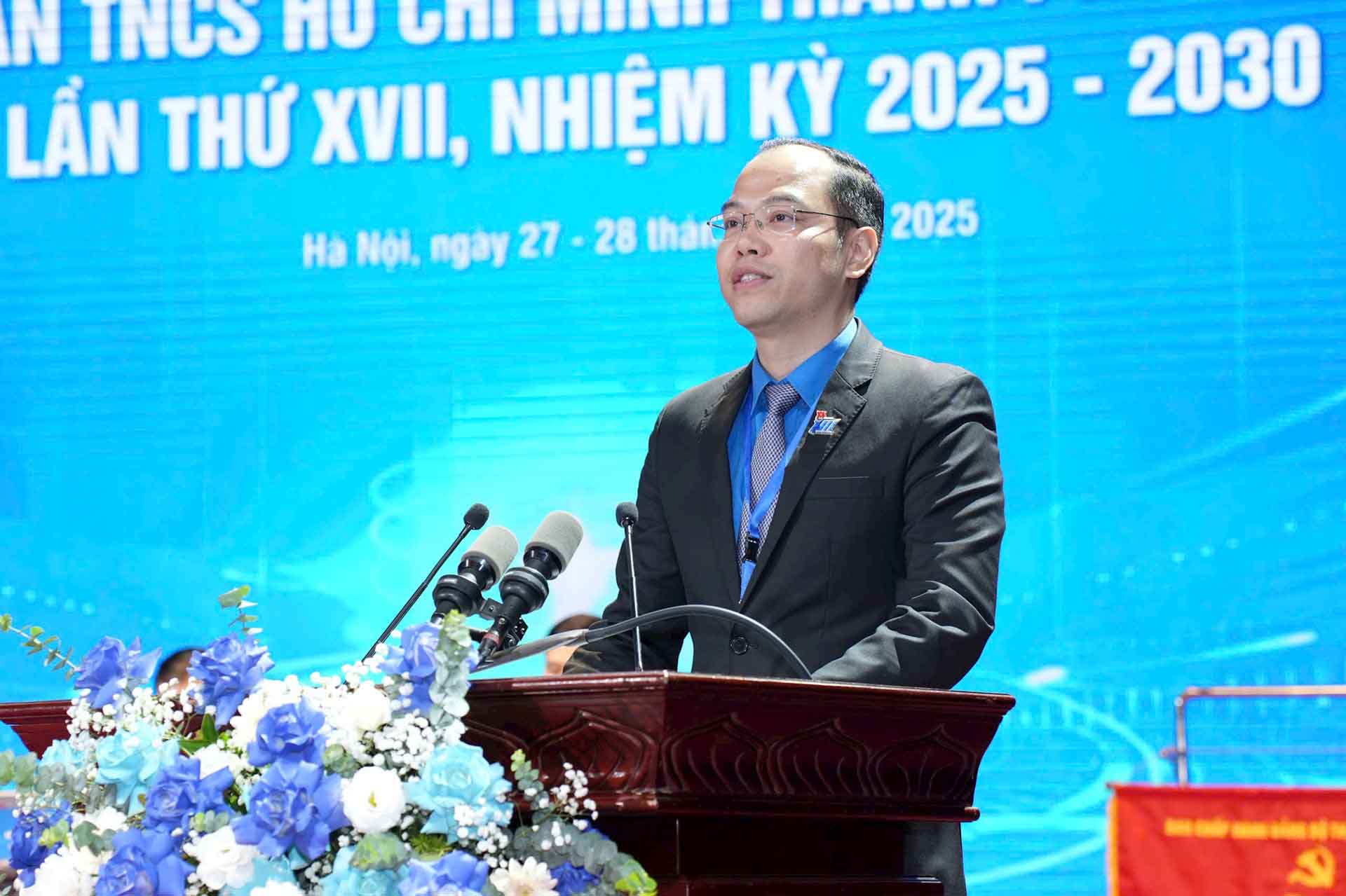 El Sr. Nguyen Tien Hung reelegido Secretario de la Union de la Ciudad de Hanoi. Foto: Ng.Anh