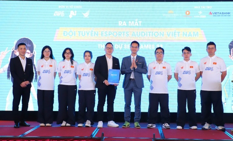 Ban huan luyen, quan ly va cac van dong vien doi tuyen Esports Audition Viet Nam du SEA Games 33. Anh: VTC