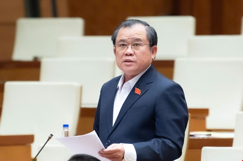 National Assembly delegate Nguyen Tam Hung said that in practice, many key projects are being delayed due to prolonged internal processes. Photo: Quochoi.vn