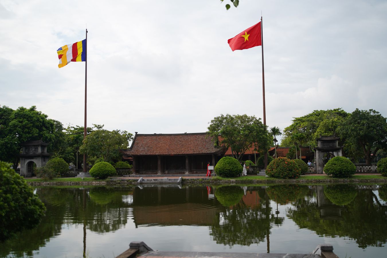 The Keo Pagoda complex is large, consisting of 17 buildings with 128 rooms, built in the typical architectural style of "Inner work of the foreign country". Photo: Y Yen