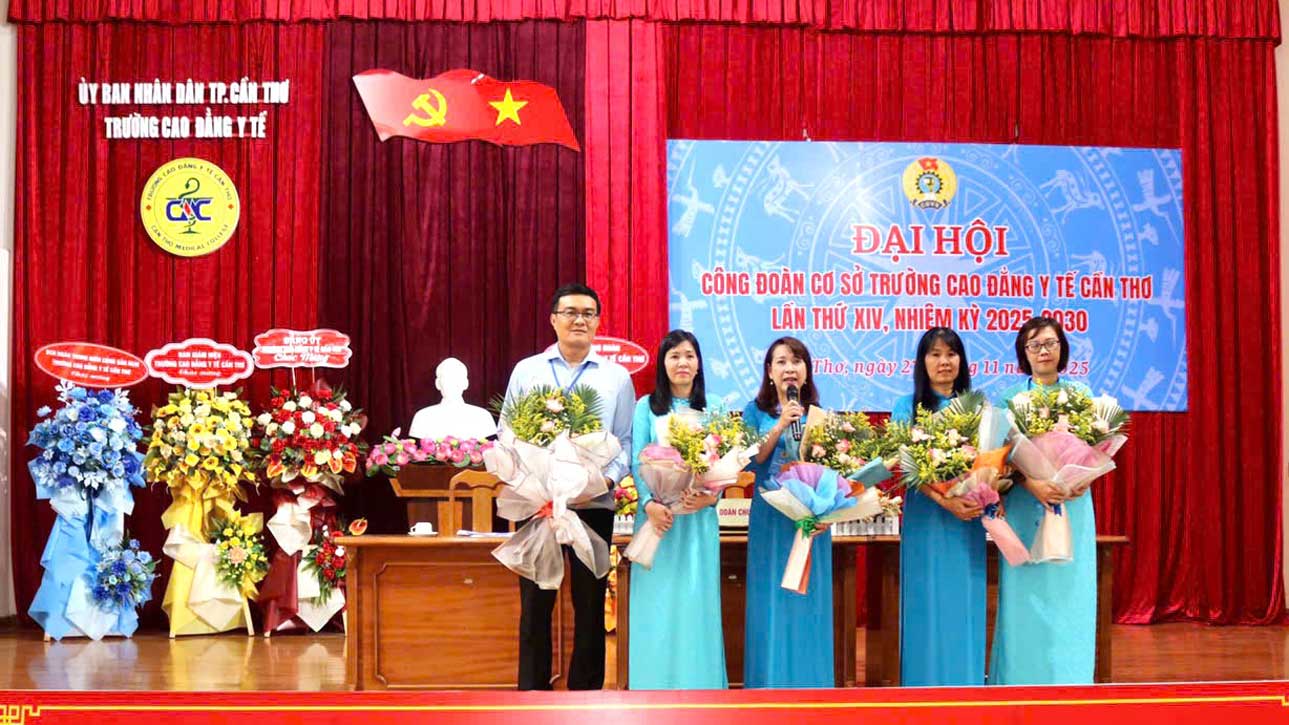 Ban Chap hanh khoa moi ra mat va hua hen. Anh: LDLD TP Can Tho