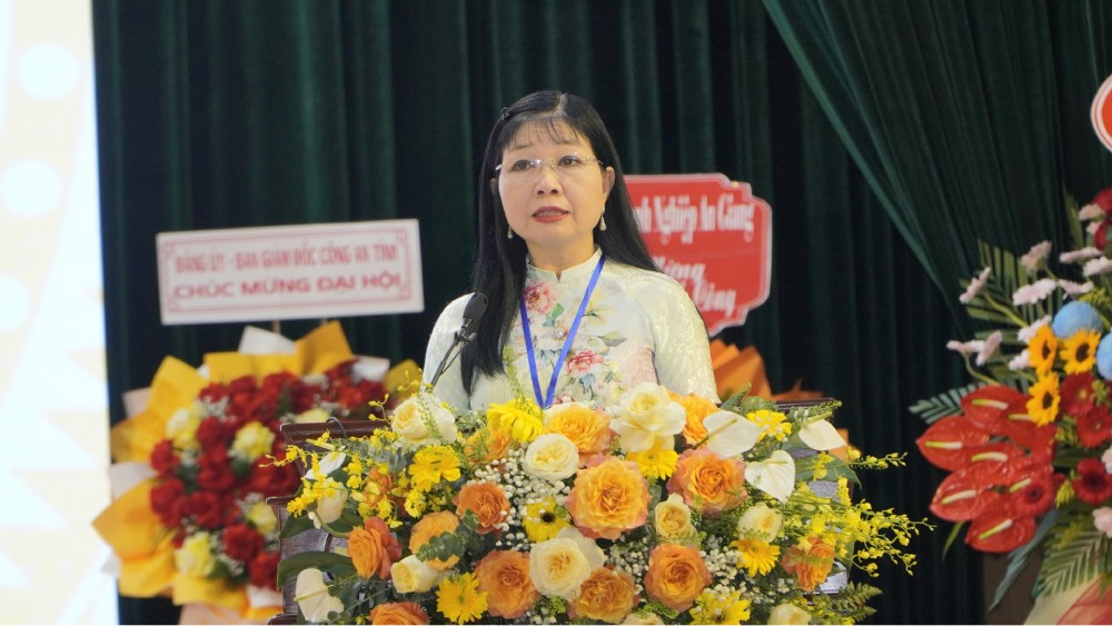 Ba Tran Thi Thanh Huong, Pho Bi thu Tinh uy, Truong Doan Dai bieu Quoc hoi, Chu tich Uy ban MTTQ Viet Nam tinh An Giang tiep tuc giu chuc Chu tich nhiem ky 2025 - 2030. Anh: Nguyen Anh