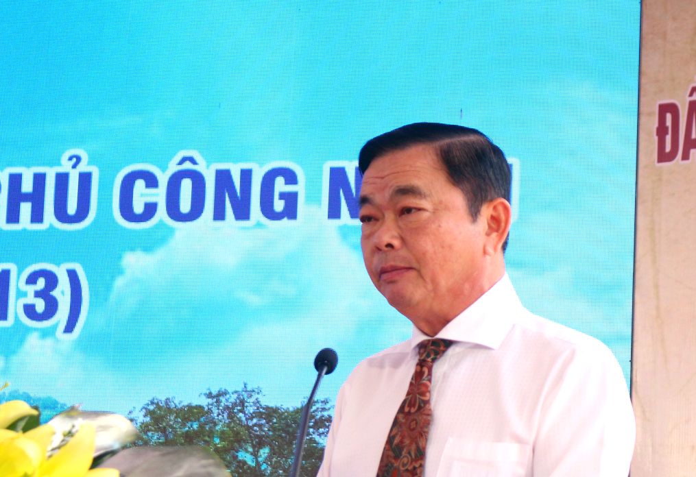 Giam doc Ban Quan ly Di tich Van hoa Oc Eo Nguyen Van Nhien. Anh: Lam Dien