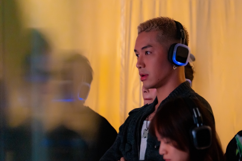 Dan khach moi choang ngop truoc man ra mat hiem co cua tan binh KIMLONG. Anh: Nhan vat cung cap. 