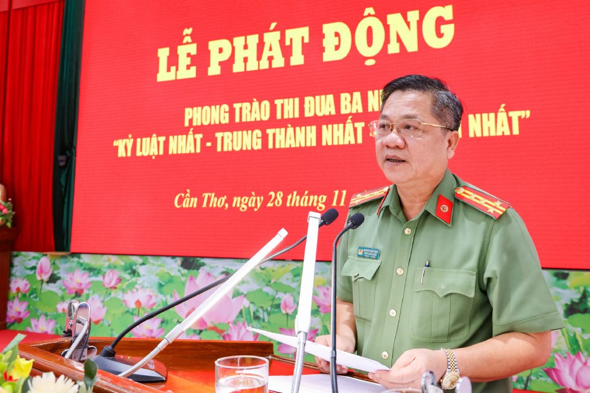 Dai ta Nguyen Thanh Trang - Pho Giam doc Cong an TP Can Tho phat bieu tai buoi le. Anh: Cong an Can Tho