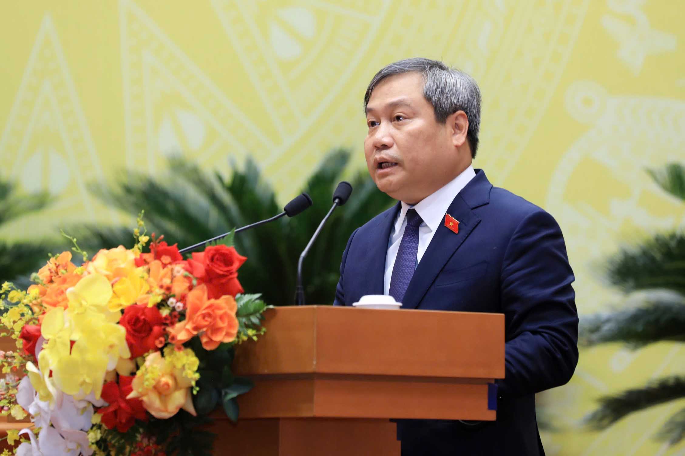 Mr. Vu Dai Thang delivered the inauguration speech as Chairman of the Hanoi People's Committee. Photo: Viet Thanh