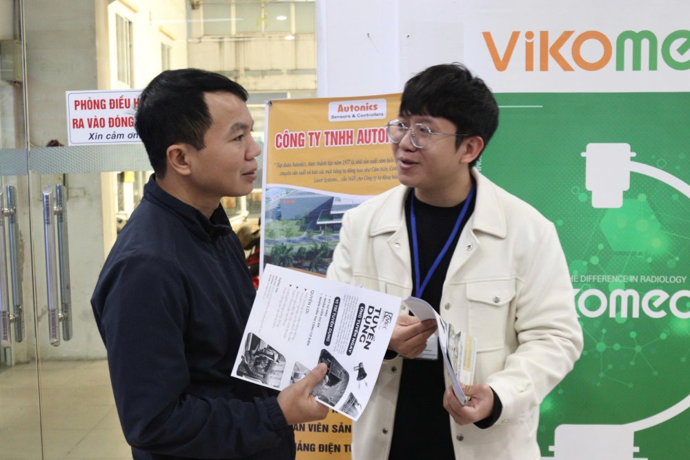 Candidates participating in the job fair for workers working abroad under the EPS and IM Japan returning home programs. Photo: Quynh Chi