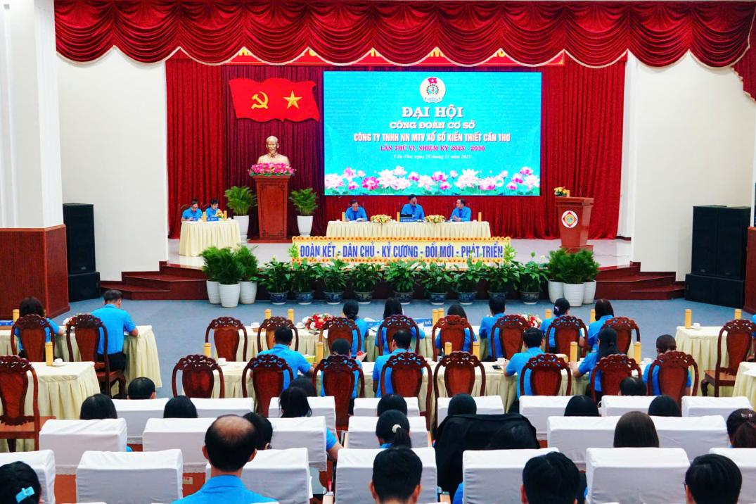 Quang canh Dai hoi. Anh: LDLD Can Tho