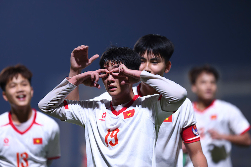 U17 Vietnam scored consecutively. Photo: Minh Dan