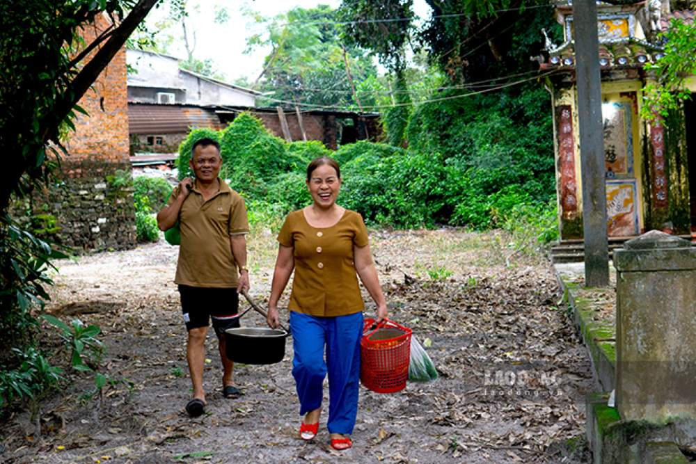 Rung gan lien voi doi song cua nhan dan, bao ve, che cho dan lang bao doi. Anh: Thanh Huyen
