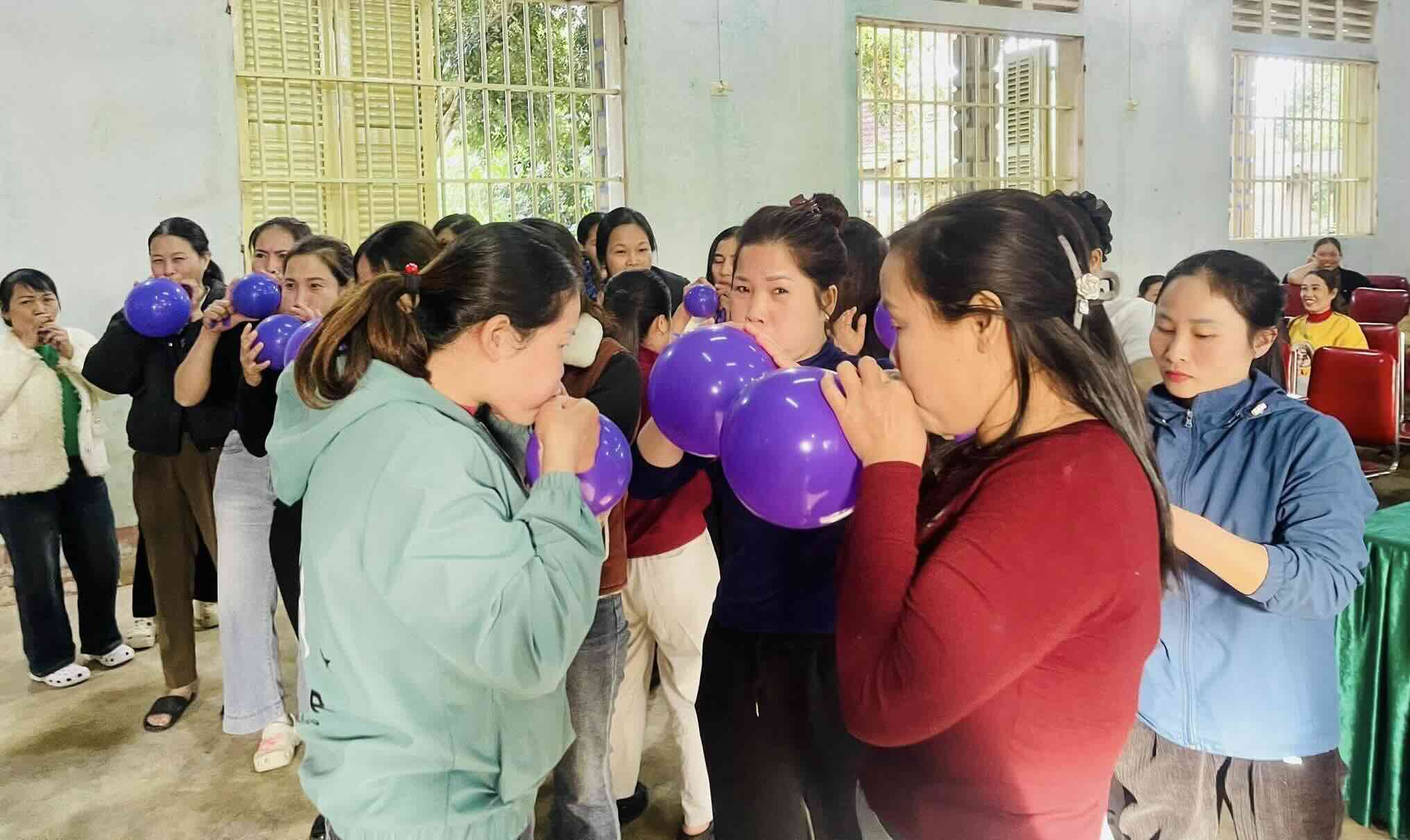 Khong khi vui tuoi tai chuong trinh. Anh: Cong doan Nghe An