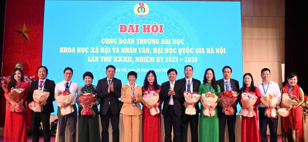 The Executive Committee of the Trade Union of the University of Social Sciences and Humanities, course XXII, launched the congress. Photo: USS Media