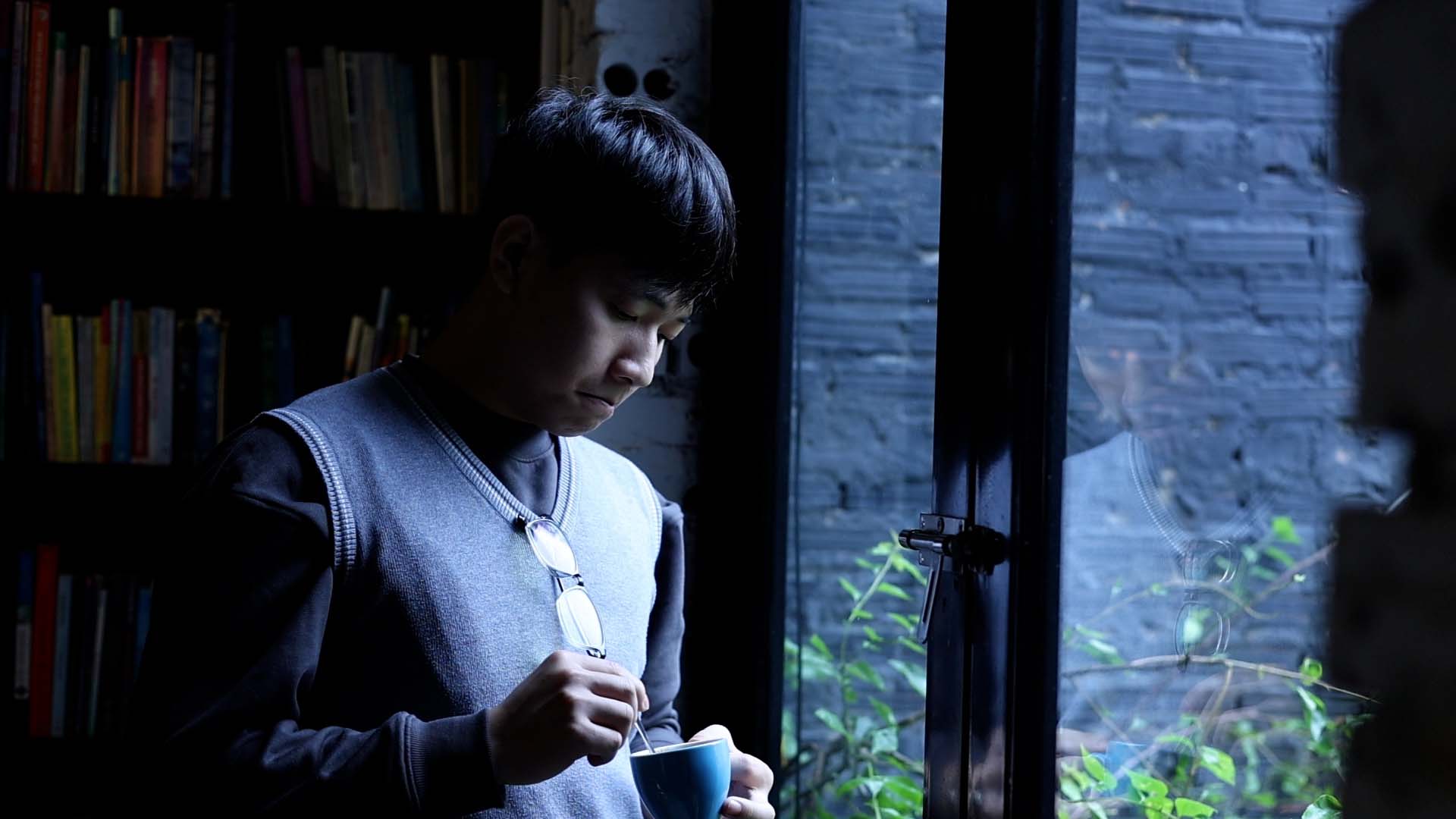 Love pressure when opposed by family and advice for young people to maintain their emotions