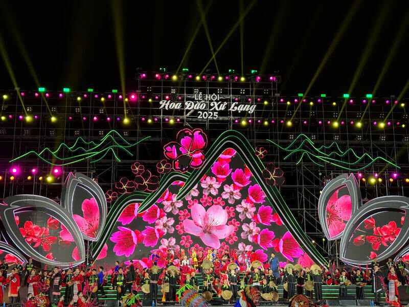 2026年のラン桃花祭りは、例年のような旧正月後ではなく、旧正月前にランソン省によって開催されます。写真: カイン・リン
