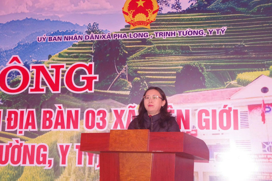 Ba Giang Thi Dung, Pho Bi thu Tinh uy, Chu tich Uy ban MTTQ Viet Nam tinh Lao Cai. Anh: Duc Tri