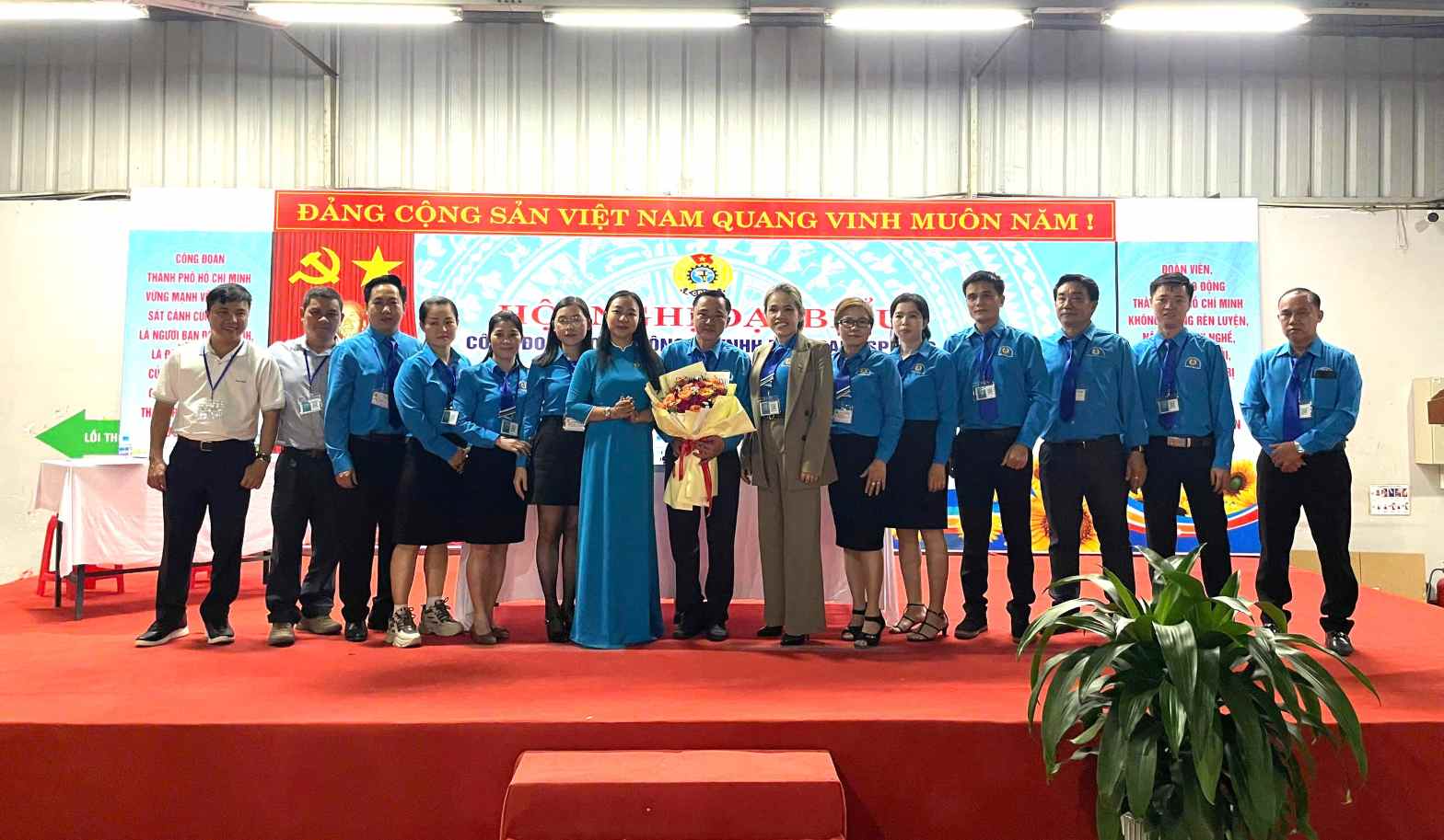 Hoi nghi da cong bo va ra mat Ban Chap hanh CDCS nhiem ky 2025-2030. Anh: Dinh Trong