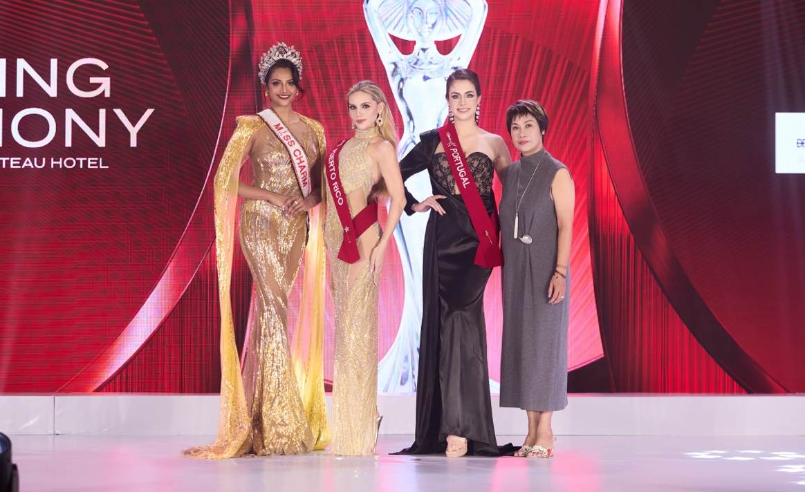 Cac nguoi dep nhan sash tai Miss Charm 2025. Anh: Ban to chuc.