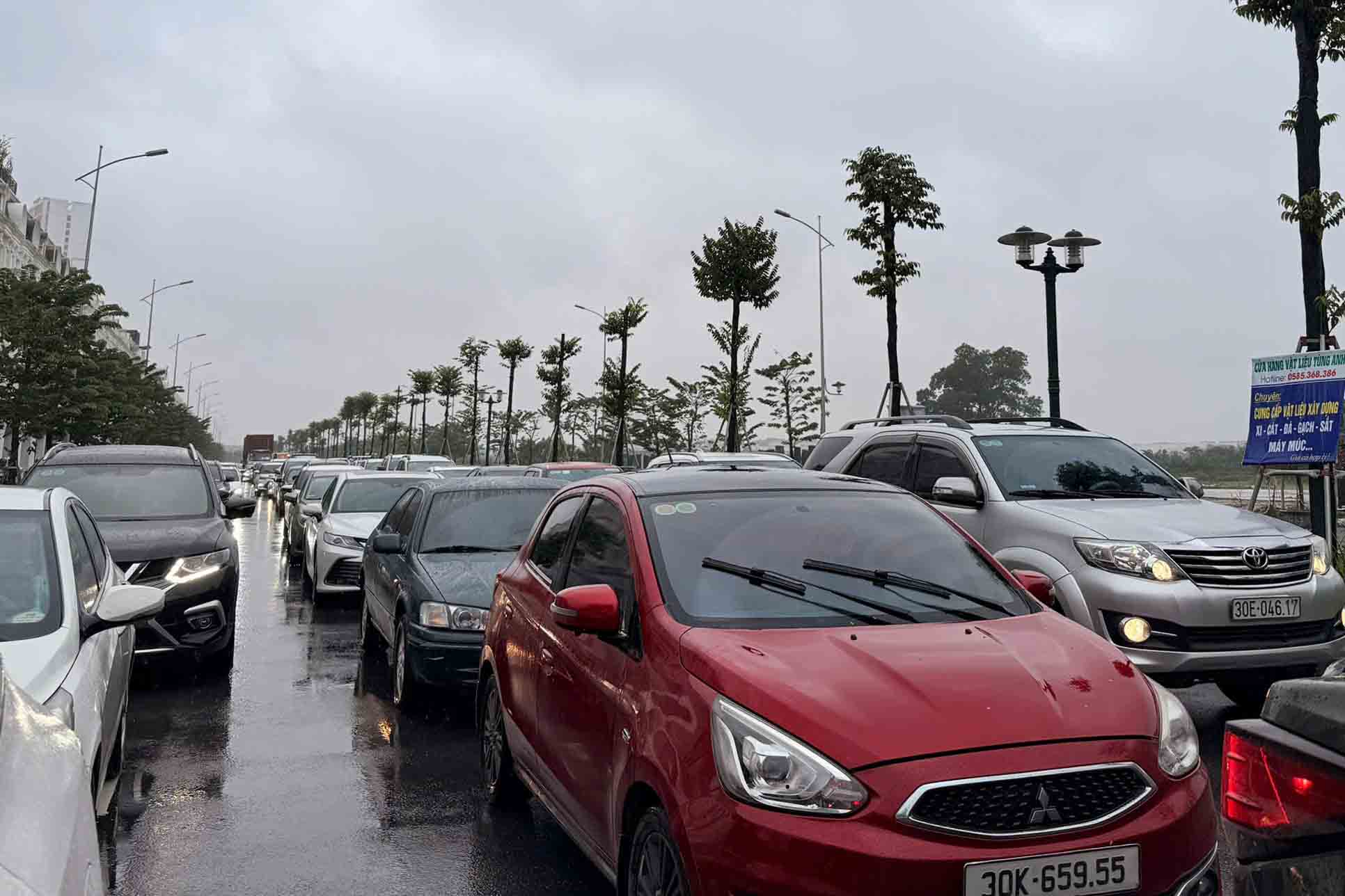 Tai khu vuc nga tu Dai Mo - Bach Thanh Phong un tac hang km. Anh: Khanh Hoa