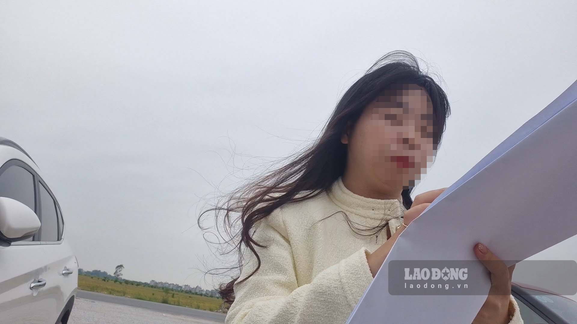 Môi giới mời chào người dân đặt cọc, giữ chỗ tại dự án Khu đô thị mới, du lịch, sinh thái, văn hóa, nghỉ dưỡng, vui chơi giải trí trên địa bàn xã Tiên Du (Bắc Ninh). Ảnh: PV