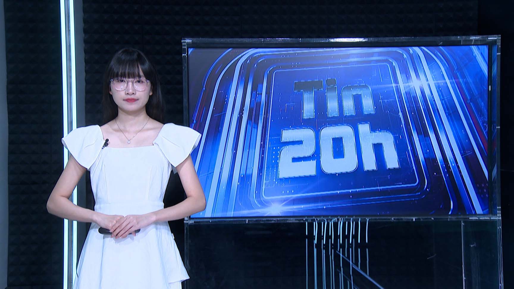 Infos 20h : Construction imminente d'un immeuble de grande hauteur dans le centre de Hanoï apres la demolition d'un ancien logement collectif