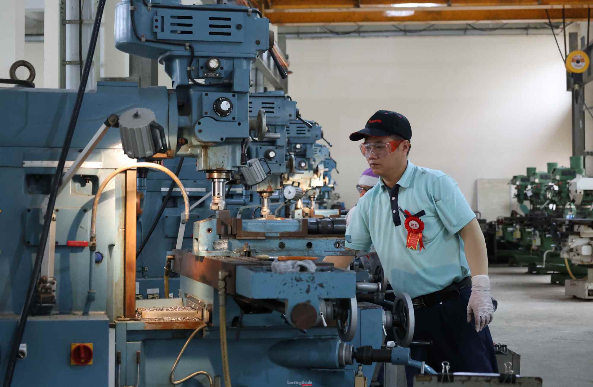 The 2025 Skilled Workers' Competition organized by the Hanoi People's Committee and the Hanoi City Labor Federation has created conditions for workers to study and improve their professional skills. Photo: Manh Quan