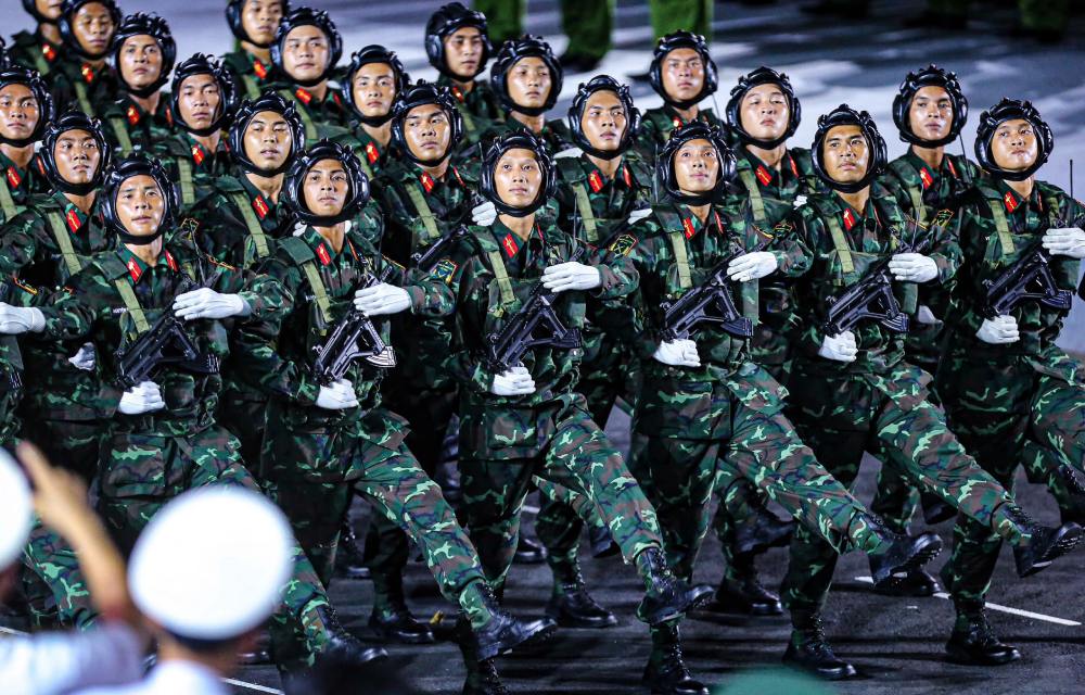 The organization, staffing and equipment of the National Defense Inspectorate at all levels will be prescribed by the Minister of National Defense. Photo: Pham Dong
