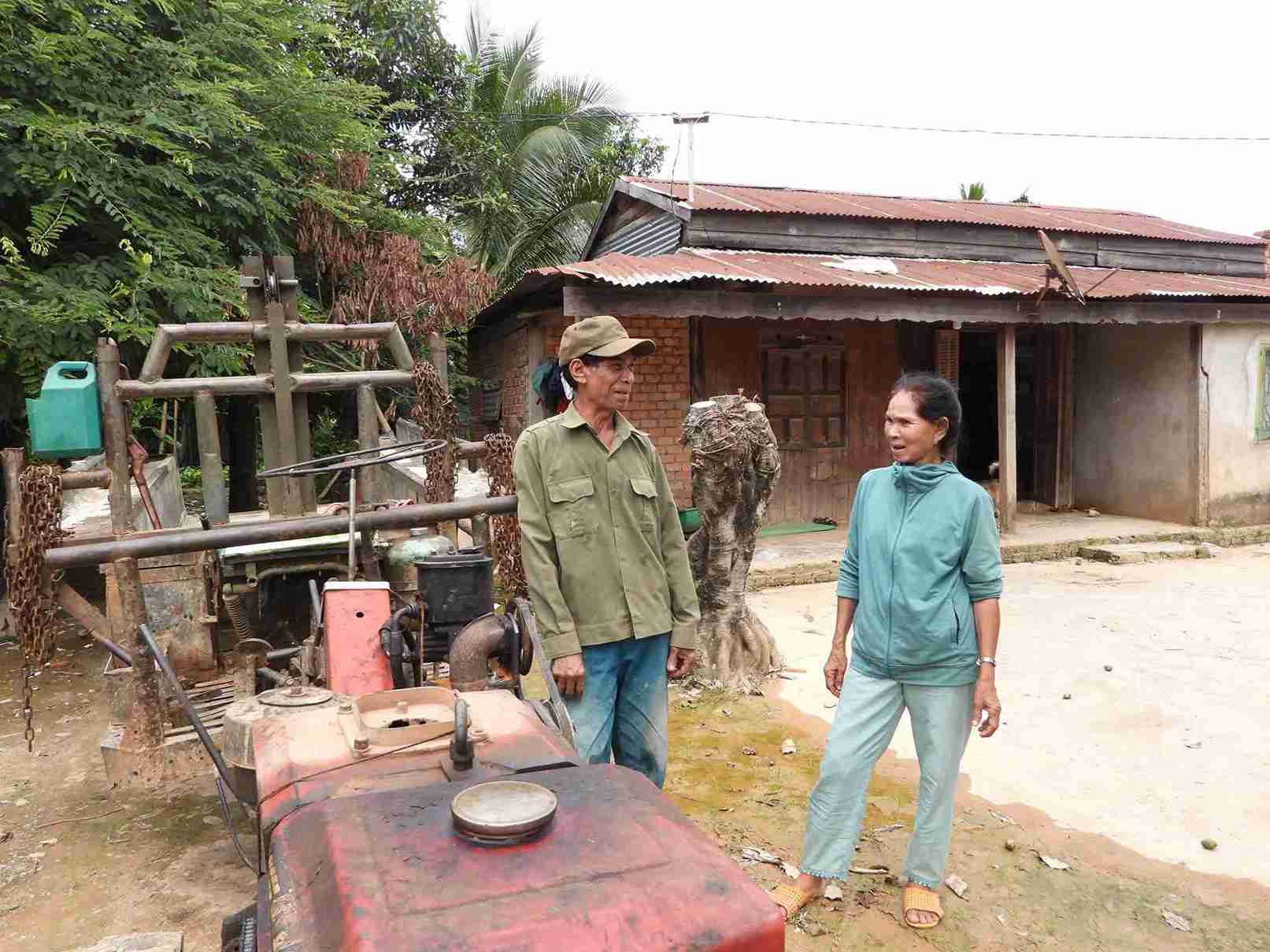 Sự tận tâm, gương mẫu của họ đã góp phần quan trọng làm đổi thay diện mạo các buôn làng.
