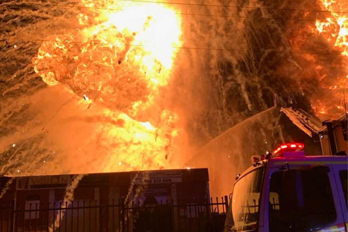 The moment the fire broke out at a waste treatment plant in North St Marys, Sydney (Australia). Photo: FRNSW