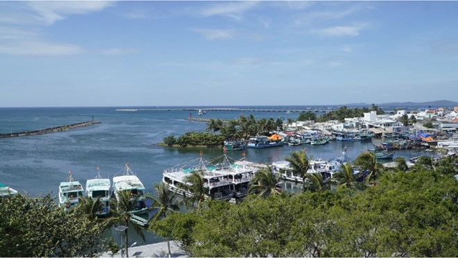 The underground cable incident caused a widespread power outage in Phu Quoc special area. Photo: Nguyen Anh