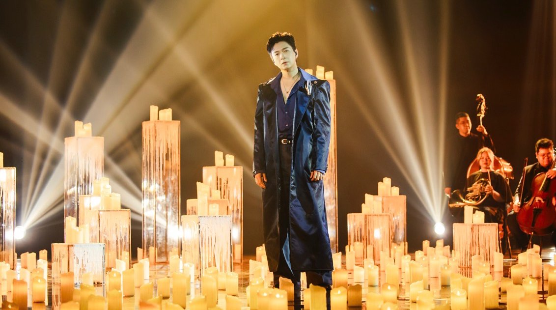 응오키엔후이는 Anh trai say hi 프로그램에서 매력을 발산했습니다. 사진: VieON.