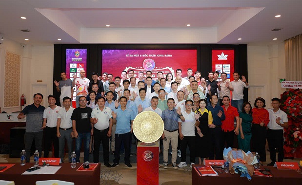 THF Cup mùa thứ 12 sẽ có nhiều hoạt động thiết thực để quyên góp và hỗ trợ trực tiếp bà con vùng lũ. Ảnh: Đ.T