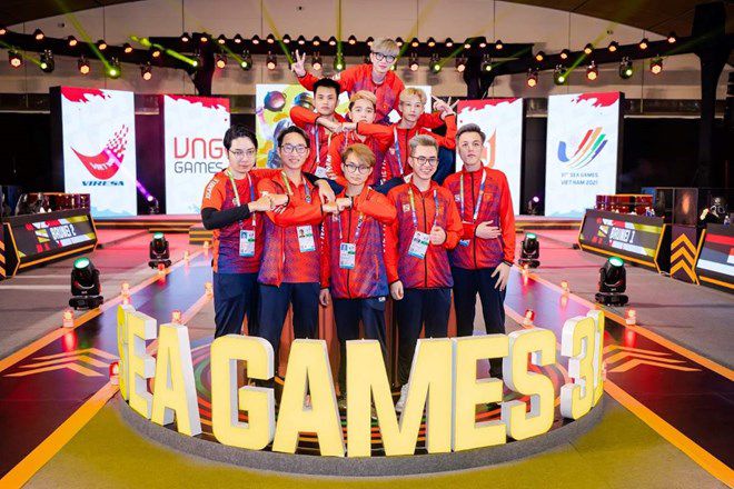 E-sports always seeks social resources to send athletes to compete in major arenas. Photo: Duc Huy