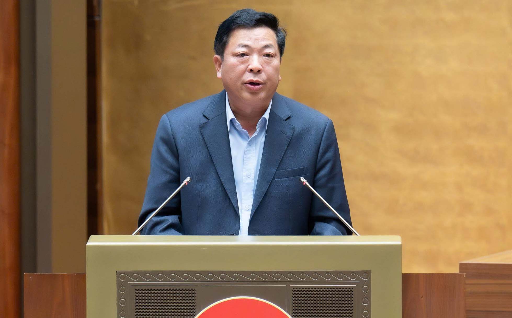 Minister of Construction Tran Hong Minh. Photo: Quochoi.vn.