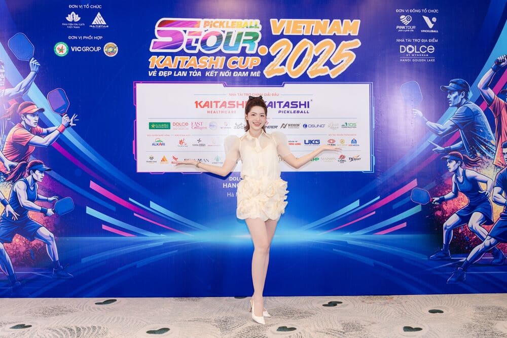 Miss Tourism Vietnam 2024 - Ngoc Quynh shows off her beauty at the announcement ceremony of the S-tour Pickleball Vietnam 2025. Photo: Character provided