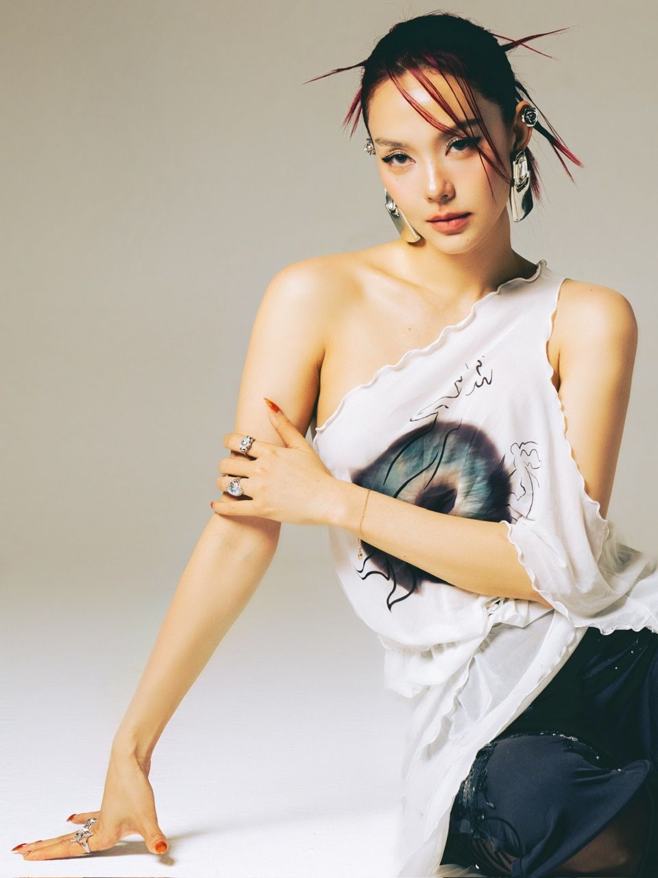 Anh: Nghe si cung cap.