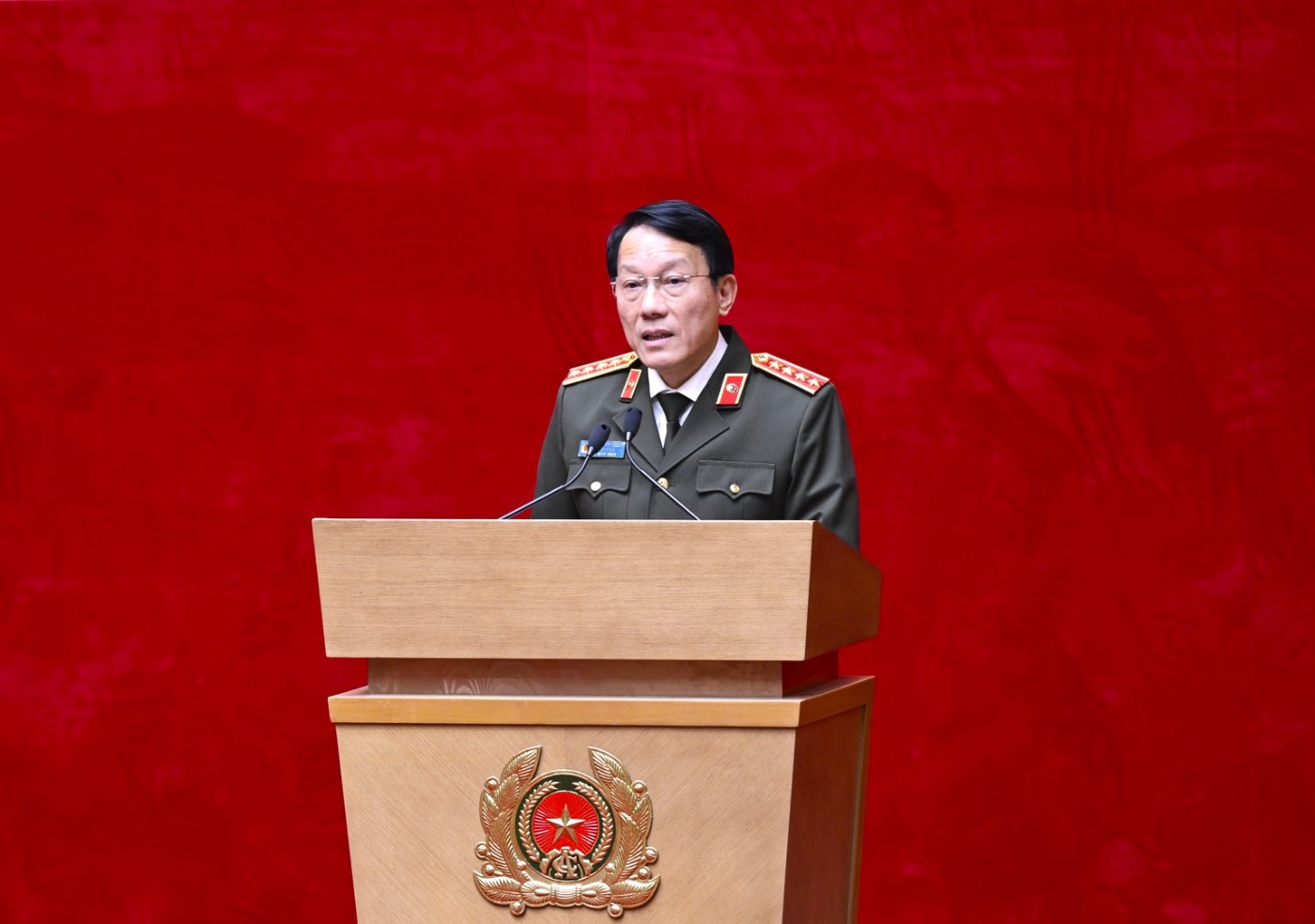 General Luong Tam Quang, Politburo member, Secretary of the Central Public Security Party Committee, Minister of Public Security, spoke at the Parliament. Photo: Ministry of Public Security Portal