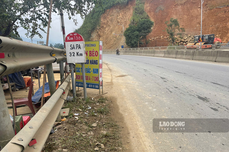 Giup dong bo ha tang giao thong tren cao toc Noi Bai - Lao Cai. Anh: Dinh Dai