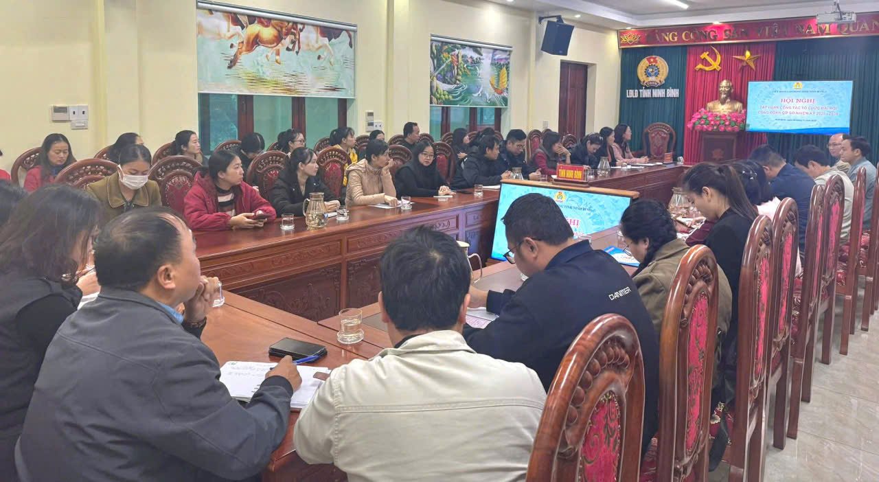 Delegates attending the training session. Photo: Nguyen Truong