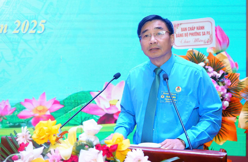 Ong Nguyen Chuong Phat, Chu tich Lien doan Lao dong tinh Lao Cai phat bieu chi dao Dai hoi Cong doan phuong Sa Pa, nhiem ky 2025-2030. Anh: Huyen Thuy  