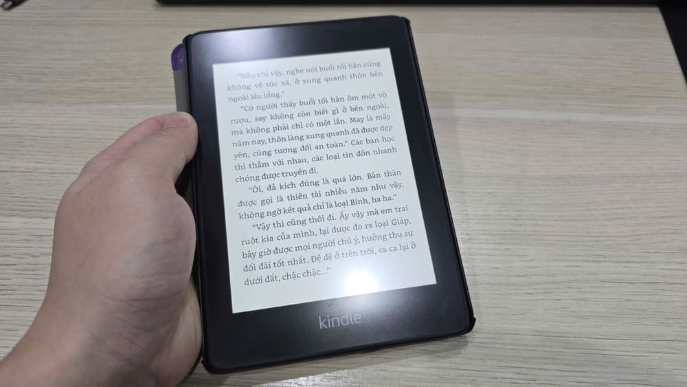 Maintaining daily reading will help improve memory and increase concentration. Photo: Tuan Dat