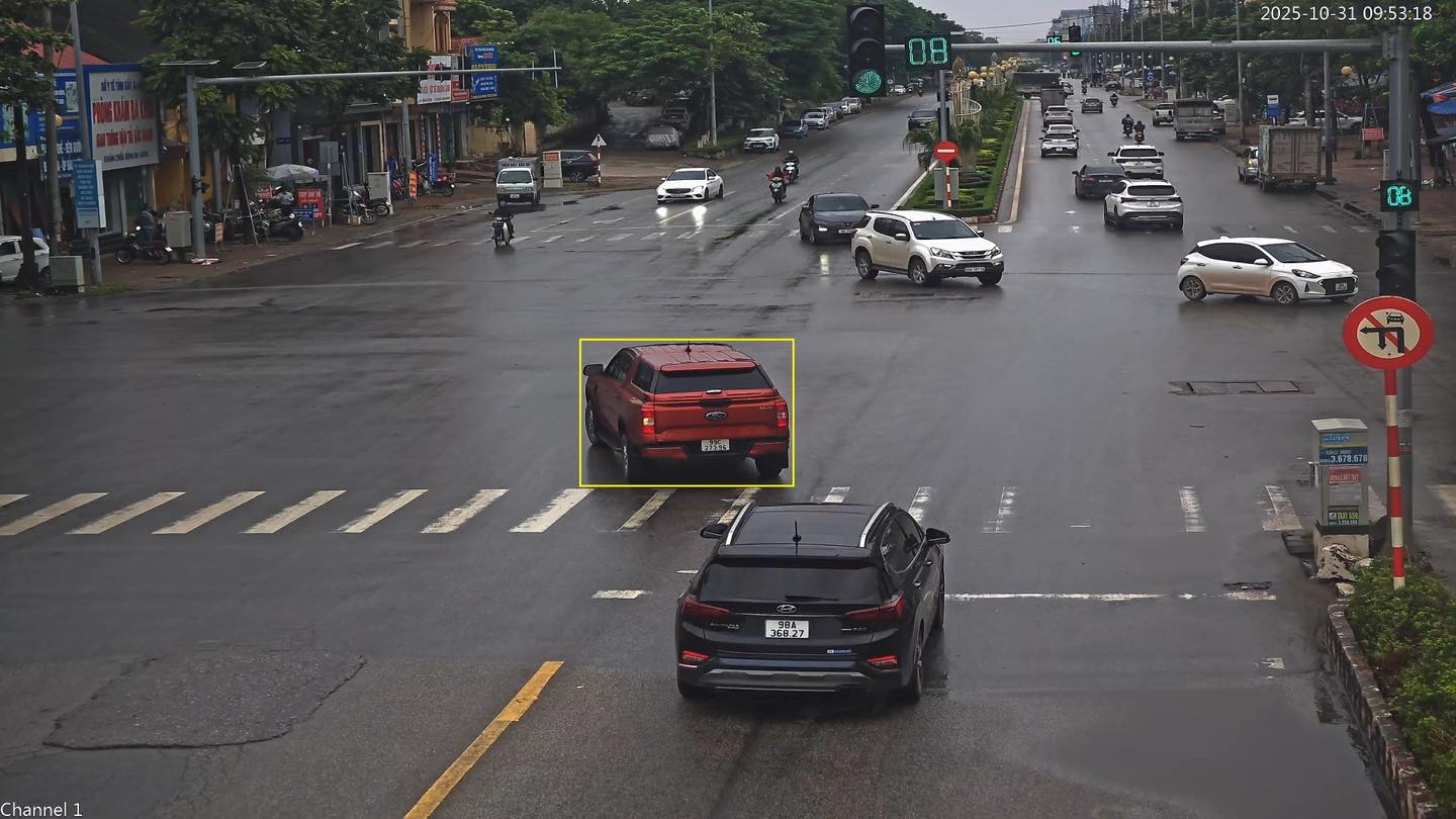 El propietario del vehiculo multado en Bac Ninh. Foto: Policia Provincial de Bac Ninh